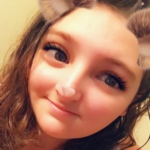 Meet your Posher, Briana